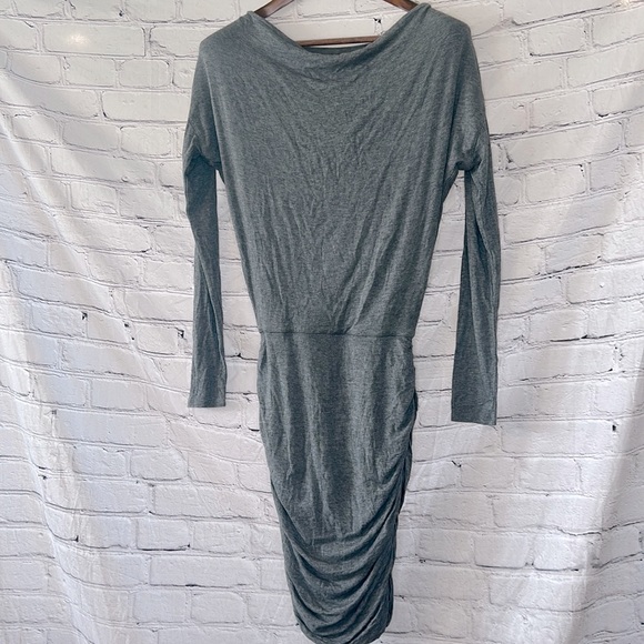 Athleta Dresses & Skirts - Athleta Gray Long Sleeve Dress Size XXS Excellent Condition